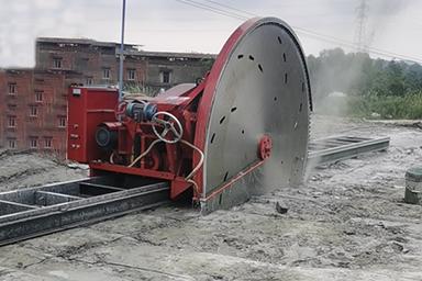 大型礦山開采切割機